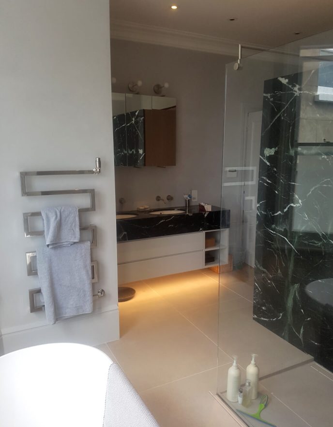 4L-StPeters_bathroom