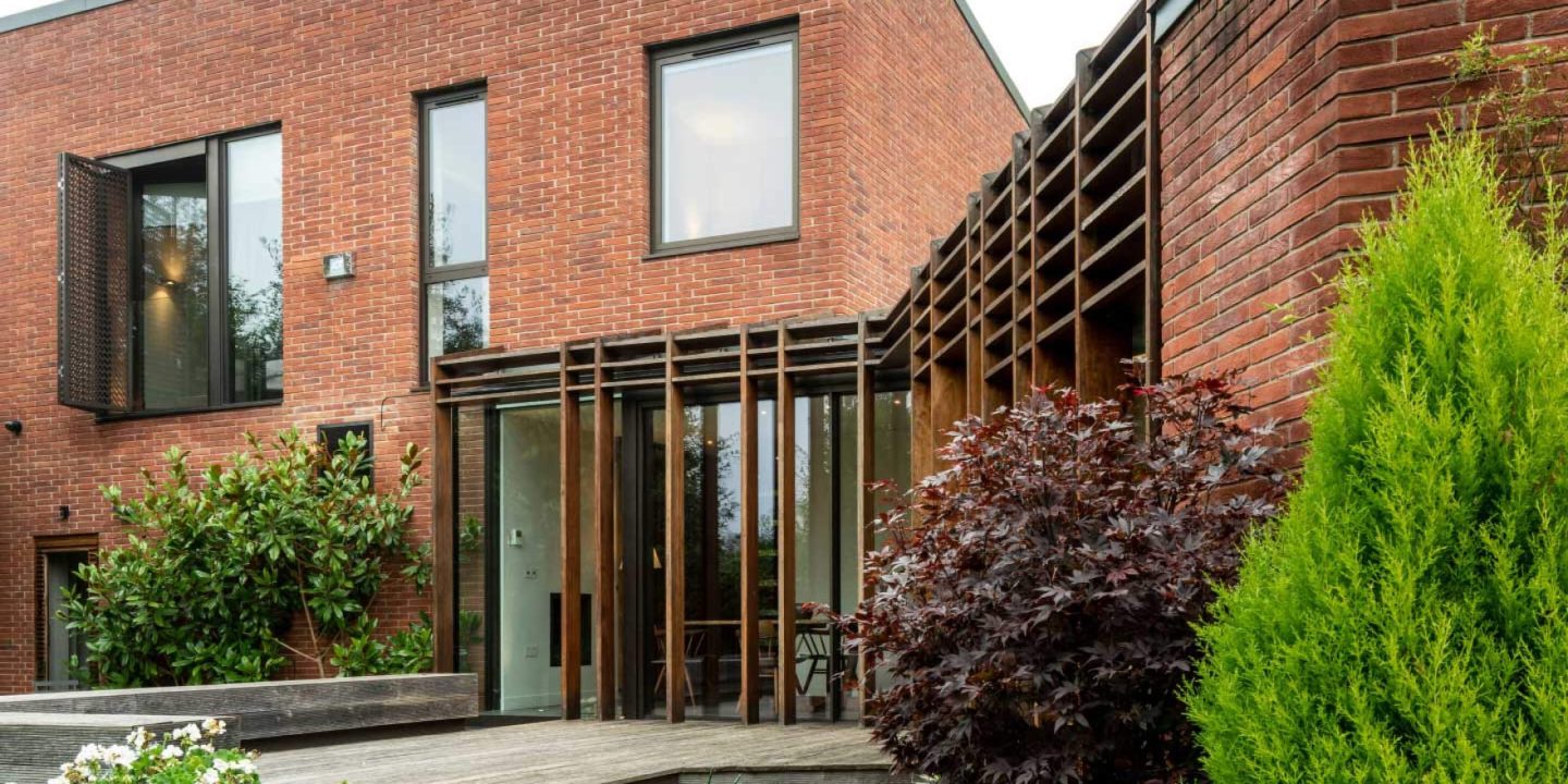 The Garden House Window